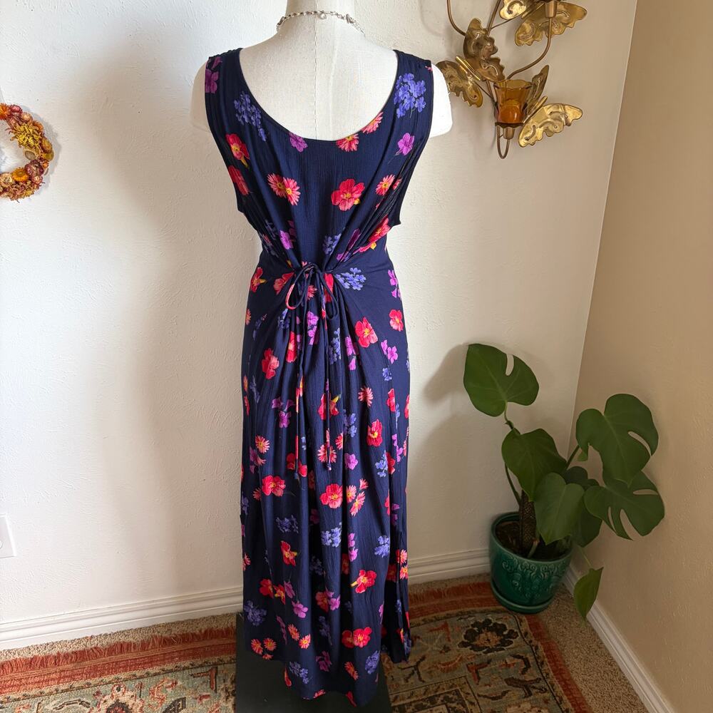 90s Vintage Floral Maxi Dress - Picture 3 of 9